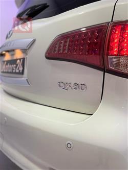 انفنتي QX80